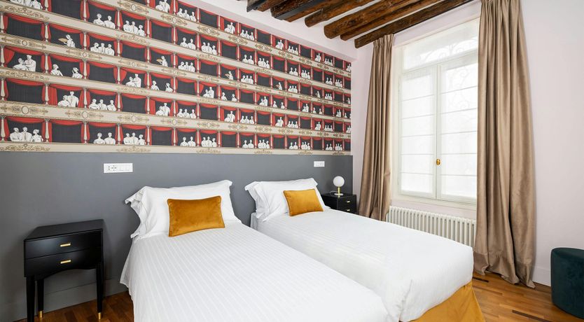 Photo of Venetian Composer