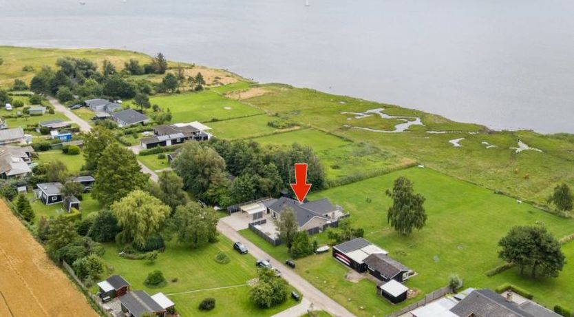 Photo of "Thyra" - 50m to the fjord