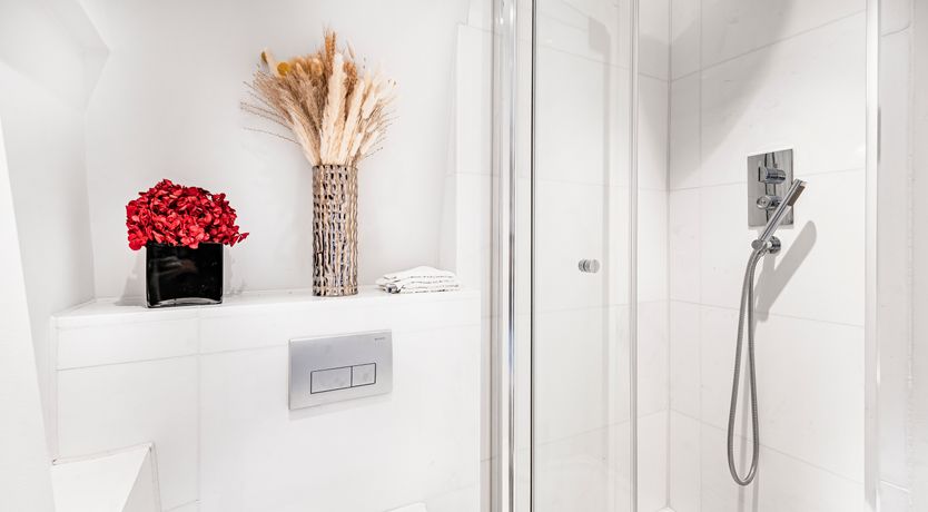 Photo of Kensington Grace