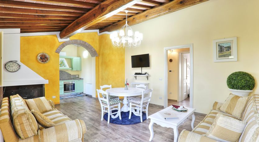 Photo of The Pisan Hills