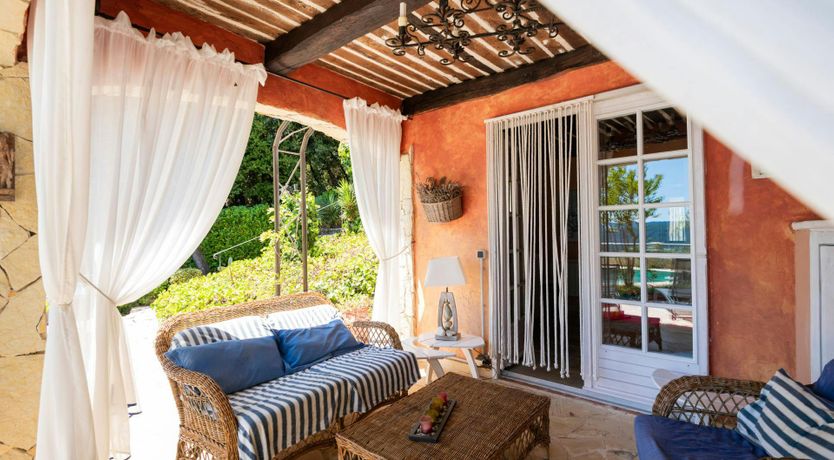 Photo of Lac de Saint-Cassien View