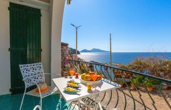 The Capri View Holiday Home