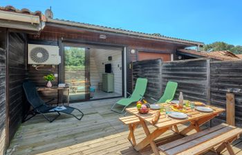Les Malgaches Apartment 2 Holiday Home
