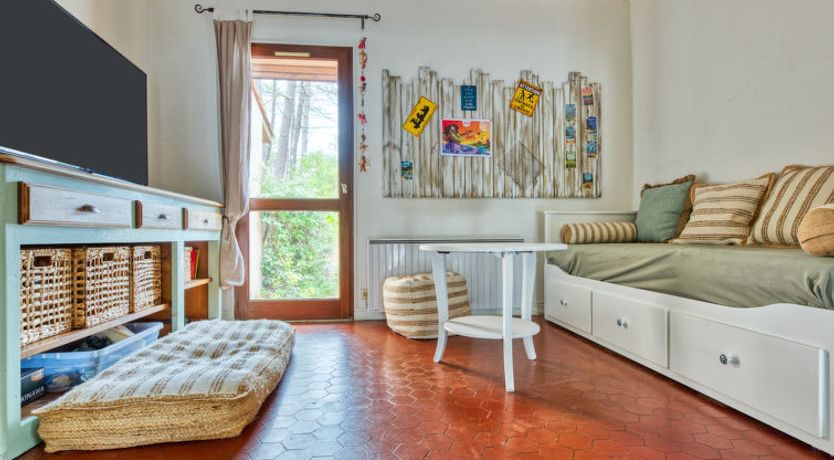 Photo of Les Cracks - Les As Holiday Home 11