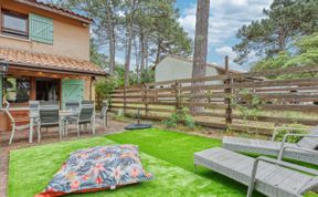 Photo of Les Cracks - Les As Holiday Home 11