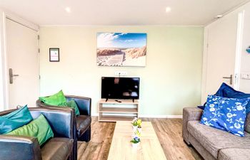 Beach House Westkapelle 105.4 Holiday Home