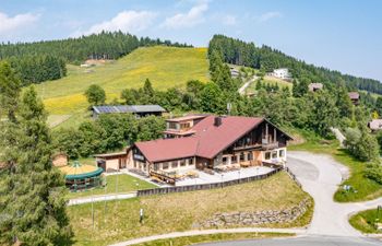 Maisonette Apartment 4 Holiday Home