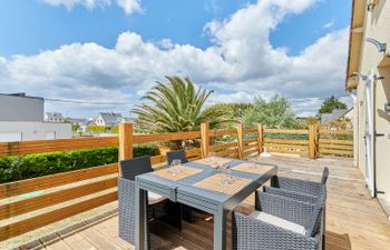 Bellevue Holiday Home