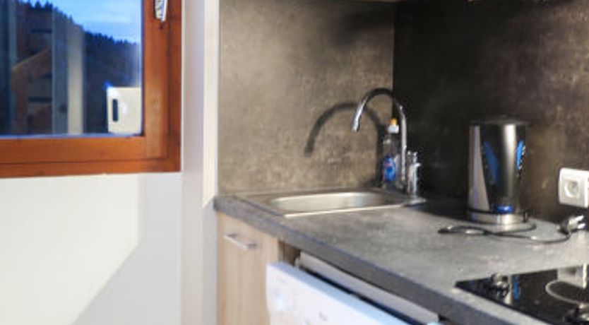 Photo of Odalys Essentielle Le Hameau du Mottaret Apartment 2