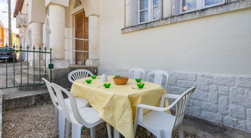 Photo of L'Arquebuse