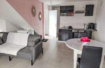 Ty Roz Holiday Home
