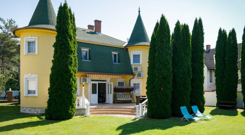 Photo of Big Thuja