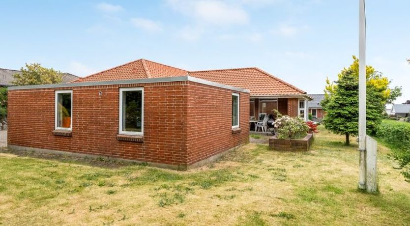 Photo of "Srebra" - 420m from the sea