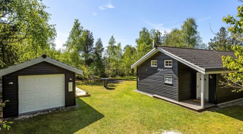 Photo of "Marlena" - 1.1km from the sea