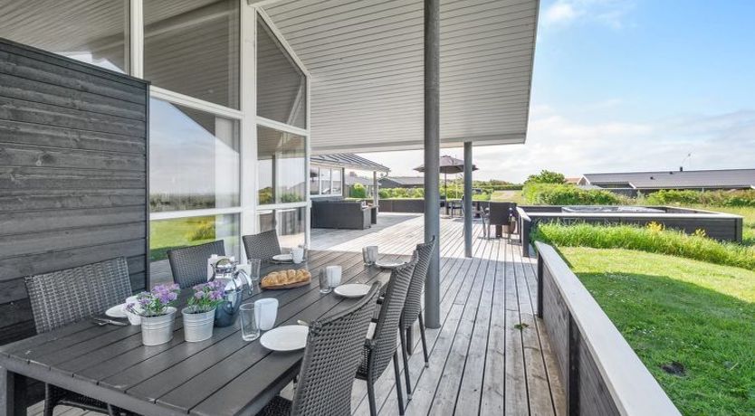 Photo of "Nahel" - 150m to the fjord