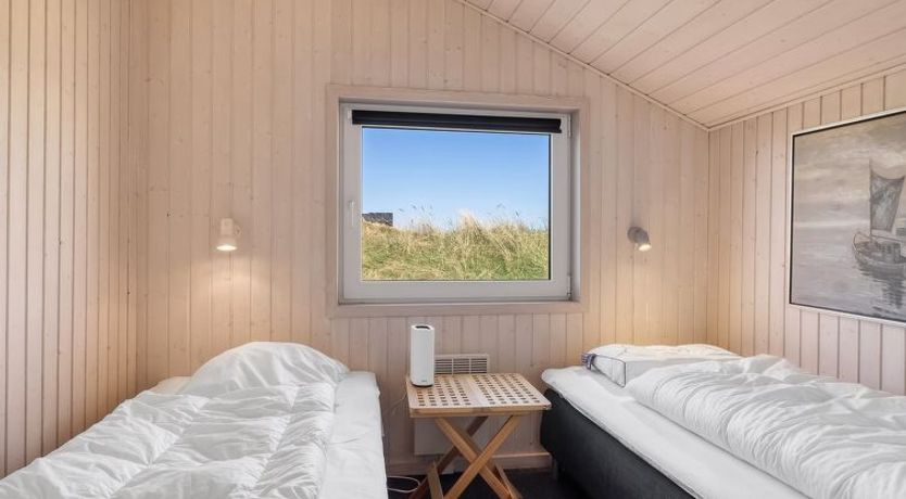 Photo of "Elni" - 350m from the sea