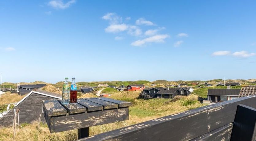 Photo of "Elni" - 350m from the sea