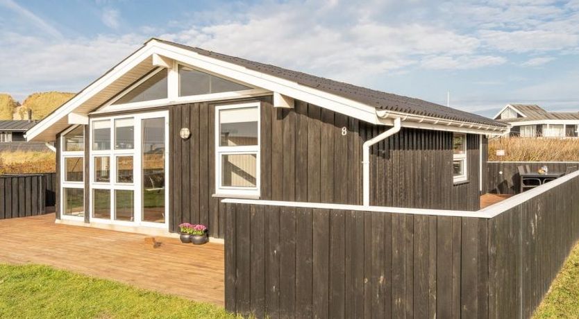 Photo of "Hroswitha" - 100m from the sea