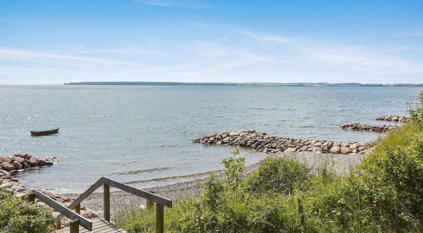 Photo of "Arnetta" - 150m from the sea