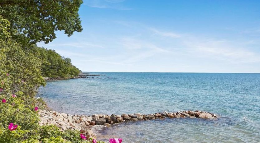 Photo of "Arnetta" - 150m from the sea