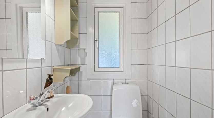 Photo of "Oona" - 700m from the sea