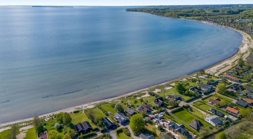 Photo of "Ørn" - 5m from the sea