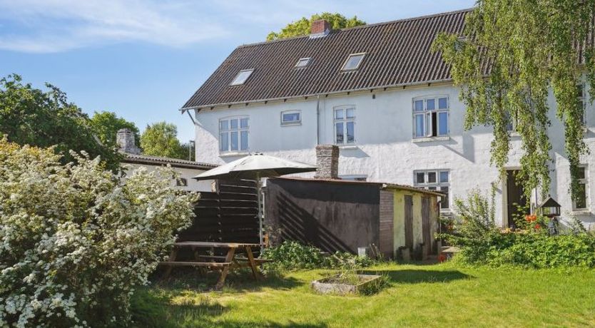 Photo of "Bartha" - 3km from the sea