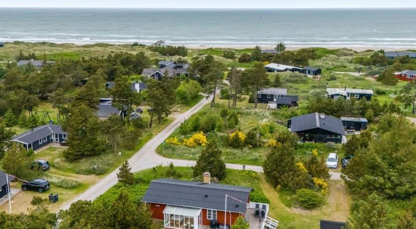 Photo of "Kaare" - 250m from the sea