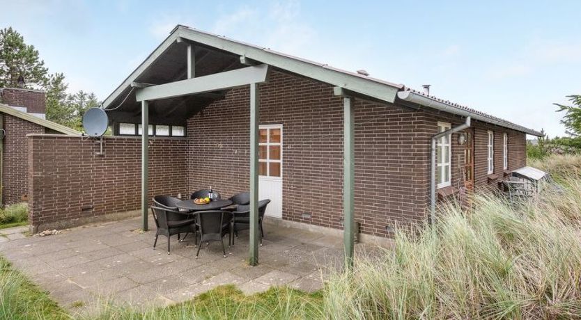 Photo of "Thermet" - 900m from the sea