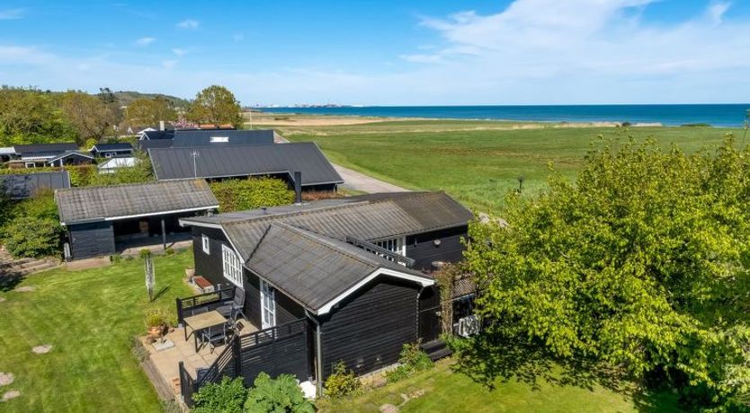 Photo of "Welma" - 200m from the sea