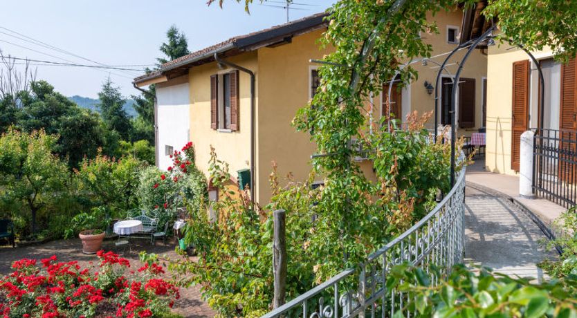 Photo of Ortondo B&B Apartment 2