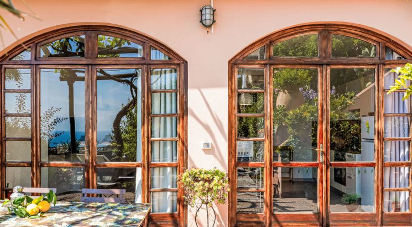 Photo of Mare (FLG136) Apartment 2