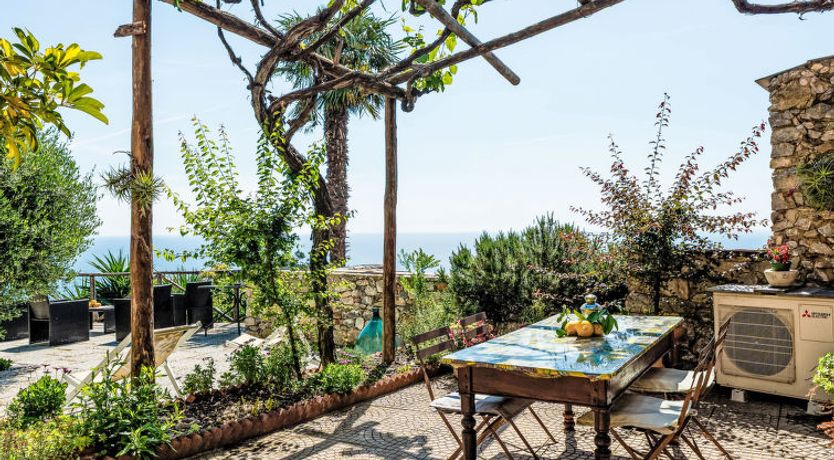 Photo of Mare (FLG136) Apartment 2