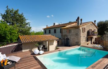 Annalisa Holiday Home