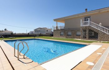Gladiols Holiday Home