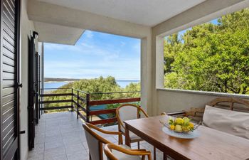 Anamar- Three bedroom Apartment with Sea View Holiday Home