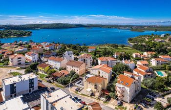 Rooftop Paradise with Sea View - Katja Holiday Home