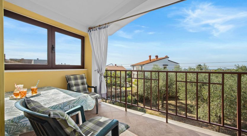 Photo of Peaceful Family Apartment - Sea View - Tedi