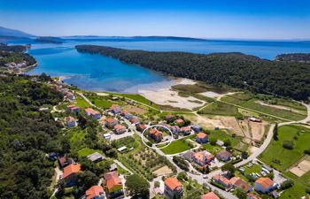 Seafront Apt on Sunny Rab Island - Neda Maslina  Holiday Home