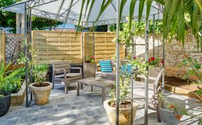 Photo of Beautiful Studio Close to the Amphitheater - 3C 
