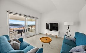 Photo of Enchanting Summer Apartment with Sea View