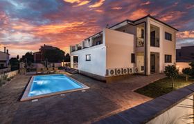 Photo of enchanting-villa-west-with-pool-and-jacuzzi