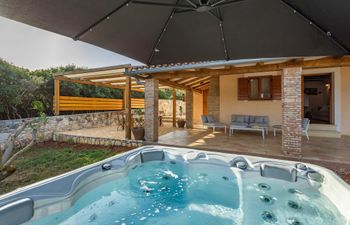 Nature Oasis, Jacuzzi, Bikes - Casa Vala Romana Holiday Home