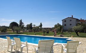 Photo of Marceta Apartment 3 - Pool and Big Garden