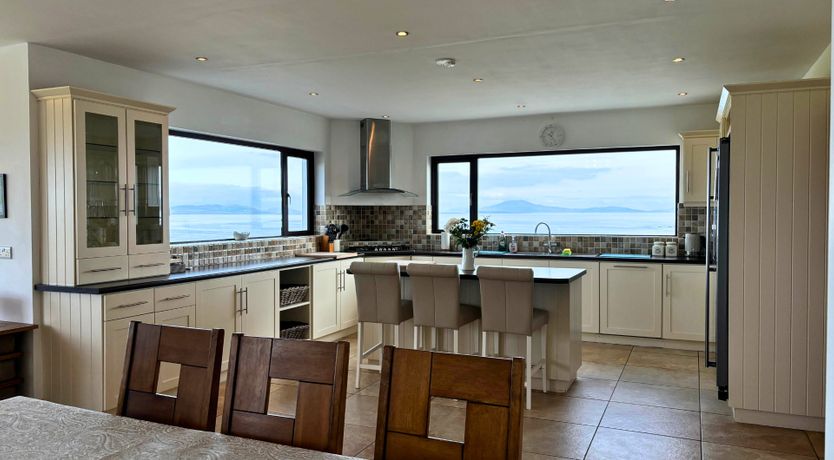 Photo of Makeelan House