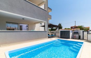 Pool Apartment Sax with Sea View (Private Pool)  Holiday Home