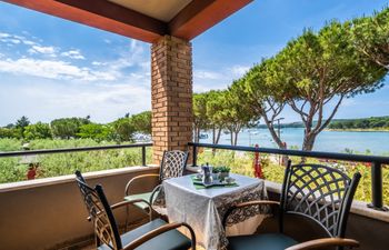 Apartments Oliveto with Sea View - Lavanda  Holiday Home