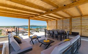 Photo of Penthouse Sax with Sea View 