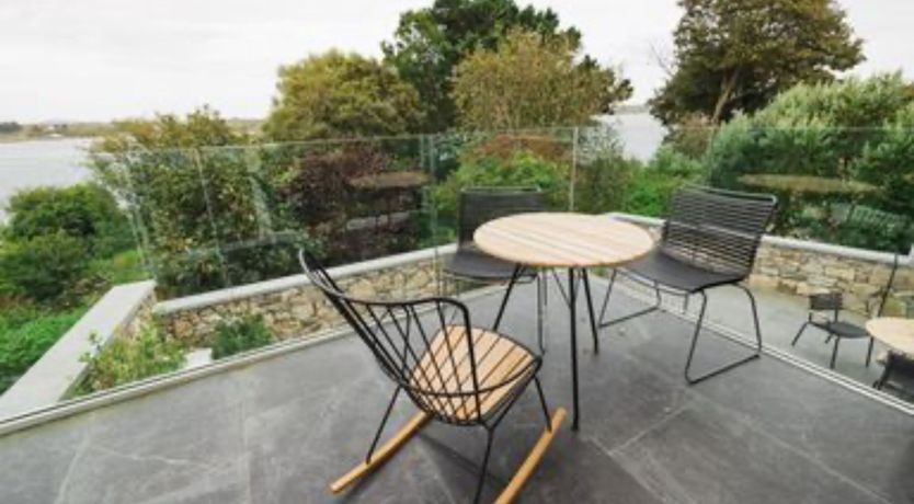 Photo of Luxury Sea Cottage