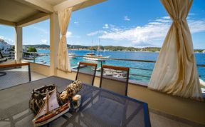 Photo of Villa Gulli - Apartment Blue with Sea View 